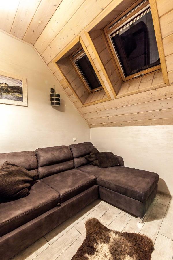 Nasze Pieniny Apartment ชซาฟนีซา ภายนอก รูปภาพ